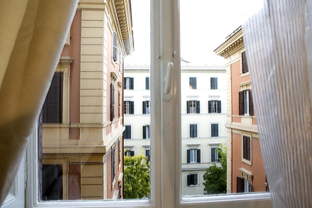 Luxury Domus Amadeus Apartment Rome Exterior photo