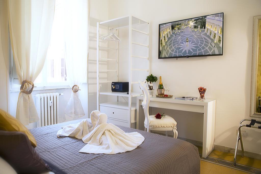Luxury Domus Amadeus Apartment Rome Exterior photo