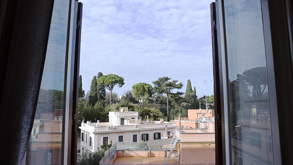 Luxury Domus Amadeus Apartment Rome Exterior photo